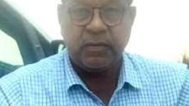 рд╡рд┐рдХрд▓рд╛рдВрдЧ рд╡реНрдпрд╛рдЦреНрдпрд╛рддрд╛ рдХрд╛ рд╡реЗрддрди рдЖрд╣рд░рдг рдХреЗ рдмрджрд▓реЗ рднрд╛рдЯрд╛рдкрд╛рд░рд╛ рд░реЗрд▓рд╡реЗ рд╕реНрдЯреЗрд╢рди рдореЗрдВ рд░рд┐рд╢реНрд╡рдд рд▓реЗрддреЗ рдкреНрд░рд╛рдЪрд╛рд░реНрдп рдЧрд┐рд░рдлреНрддрд╛рд░ рд╡рд┐рдХрд▓рд╛рдВрдЧ рд╡реНрдпрд╛рдЦреНрдпрд╛рддрд╛ рдХрд╛ рд╡реЗрддрди рдЖрд╣рд░рдг рдХреЗ рдмрджрд▓реЗ рднрд╛рдЯрд╛рдкрд╛рд░рд╛ рд░реЗрд▓рд╡реЗ рд╕реНрдЯреЗрд╢рди рдореЗрдВ рд░рд┐рд╢реНрд╡рдд рд▓реЗрддреЗ рдкреНрд░рд╛рдЪрд╛рд░реНрдп рдЧрд┐рд░рдлреНрддрд╛рд░