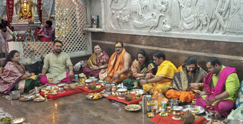 рддрд╛рддреНрдпрд╛рдкрд╛рд░рд╛ рд╢реНрд░реА рд╣рдиреБрдорд╛рди рдордВрджрд┐рд░ рдореЗрдВ 30 рдЬреЛрдбрд╝реЛрдВ рдиреЗ рдХрд┐рдпрд╛ рд╕рд╛рдореВрд╣рд┐рдХ рд▓рдШреБ рд░реБрджреНрд░рд╛рднрд┐рд╖реЗрдХ рддрд╛рддреНрдпрд╛рдкрд╛рд░рд╛ рд╢реНрд░реА рд╣рдиреБрдорд╛рди рдордВрджрд┐рд░ рдореЗрдВ 30 рдЬреЛрдбрд╝реЛрдВ рдиреЗ рдХрд┐рдпрд╛ рд╕рд╛рдореВрд╣рд┐рдХ рд▓рдШреБ рд░реБрджреНрд░рд╛рднрд┐рд╖реЗрдХ