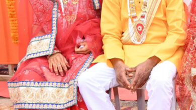 नारी निकेतन की बालिका शालू को दीपक के रूप में मिला जीवनसाथी नारी निकेतन की बालिका शालू को दीपक के रूप में मिला जीवनसाथी