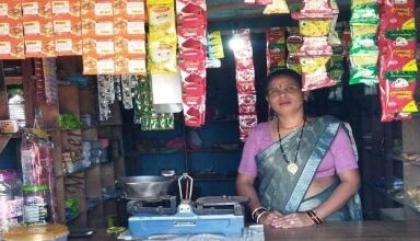 शासन की योजनाओं से सशक्त हुईं महिलाएं, मनबासों बनीं लखपति दीदी शासन की योजनाओं से सशक्त हुईं महिलाएं, मनबासों बनीं लखपति दीदी