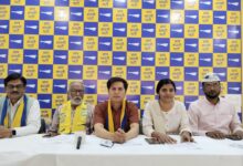 7 लाख किसानों का नहीं खरीदा गया धान, अब पोटाश यूरिया के दाम बढ़ा दिये – आप 7 लाख किसानों का नहीं खरीदा गया धान, अब पोटाश यूरिया के दाम बढ़ा दिये – आप