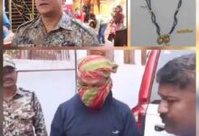 मां दंतेश्वरी मंदिर में हुई चोरी मामले में पुलिस ने किया आरोपी को गिरफ्तार मां दंतेश्वरी मंदिर में हुई चोरी मामले में पुलिस ने किया आरोपी को गिरफ्तार