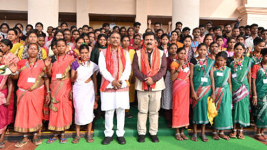 सुदूर संवेदनशील क्षेत्रों के अबुझमाड़िया युवाओं ने पहली बार देखा रायपुर सुदूर संवेदनशील क्षेत्रों के अबुझमाड़िया युवाओं ने पहली बार देखा रायपुर