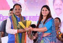 रानी अवंती बाई लोधी बलिदान दिवस समारोह में विधायक बोहरा ने किया मुख्यमंत्री साय का स्वागत, विधानसभा के विभिन्न गाँव में 6 मूर्तियों का किया लोकार्पण रानी अवंती बाई लोधी बलिदान दिवस समारोह में विधायक बोहरा ने किया मुख्यमंत्री साय का स्वागत, विधानसभा के विभिन्न गाँव में 6 मूर्तियों का किया लोकार्पण