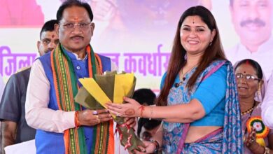 रानी अवंती बाई लोधी बलिदान दिवस समारोह में विधायक बोहरा ने किया मुख्यमंत्री साय का स्वागत, विधानसभा के विभिन्न गाँव में 6 मूर्तियों का किया लोकार्पण रानी अवंती बाई लोधी बलिदान दिवस समारोह में विधायक बोहरा ने किया मुख्यमंत्री साय का स्वागत, विधानसभा के विभिन्न गाँव में 6 मूर्तियों का किया लोकार्पण