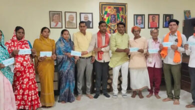 उप मुख्यमंत्री शर्मा के विशेष प्रयासों से कबीरधाम के 872 जरूरतमंदों को मिली आर्थिक सहायता उप मुख्यमंत्री शर्मा के विशेष प्रयासों से कबीरधाम के 872 जरूरतमंदों को मिली आर्थिक सहायता