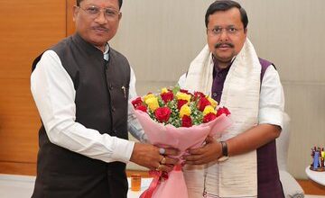 рдореБрдЦреНрдпрдордВрддреНрд░реА рд╕рд╛рдп рдиреЗ рднрд╛рдЬрдкрд╛ рд░рд╛рд╖реНрдЯреНрд░реАрдп рдЕрдзреНрдпрдХреНрд╖ рдирд╡реАрди рд╕реЗ рдХреА рд╕реМрдЬрдиреНрдп рднреЗрдВрдЯ, рд╕реНрдерд╛рдкрдирд╛ рджрд┐рд╡рд╕ рдХреА рджреА рд╢реБрднрдХрд╛рдордирд╛рдПрдВ рдореБрдЦреНрдпрдордВрддреНрд░реА рд╕рд╛рдп рдиреЗ рднрд╛рдЬрдкрд╛ рд░рд╛рд╖реНрдЯреНрд░реАрдп рдЕрдзреНрдпрдХреНрд╖ рдирд╡реАрди рд╕реЗ рдХреА рд╕реМрдЬрдиреНрдп рднреЗрдВрдЯ, рд╕реНрдерд╛рдкрдирд╛ рджрд┐рд╡рд╕ рдХреА рджреА рд╢реБрднрдХрд╛рдордирд╛рдПрдВ