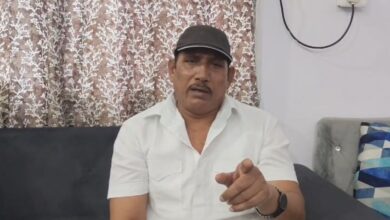 वीडियो वायरल के बाद करेरा विधायक प्रीतम लोधी को मिला शो-कॉज नोटिस, पार्टी ने कार्रवाई की चेतावनी दी वीडियो वायरल के बाद करेरा विधायक प्रीतम लोधी को मिला शो-कॉज नोटिस, पार्टी ने कार्रवाई की चेतावनी दी