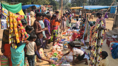 अबूझमाड़ के जाटलूर में लगने लगा साप्ताहिक बाजार अबूझमाड़ के जाटलूर में लगने लगा साप्ताहिक बाजार