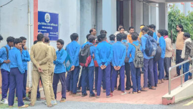 बस्तर जिले के 485 बच्चों को मिली गलत अंकसूची, कलेक्टर ने जारी किया नोटिस बस्तर जिले के 485 बच्चों को मिली गलत अंकसूची, कलेक्टर ने जारी किया नोटिस