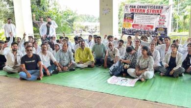 डाक्टरों की हड़ताल को पूर्व विधायक ने दिया समर्थन, सीएम को स्टाइपेंड बढ़ाने लिखा पत्र डाक्टरों की हड़ताल को पूर्व विधायक ने दिया समर्थन, सीएम को स्टाइपेंड बढ़ाने लिखा पत्र